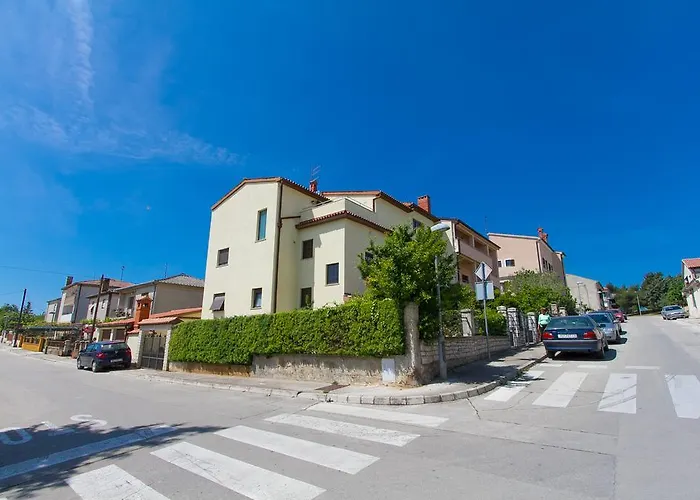 App 5 Min Arena Amphitheater