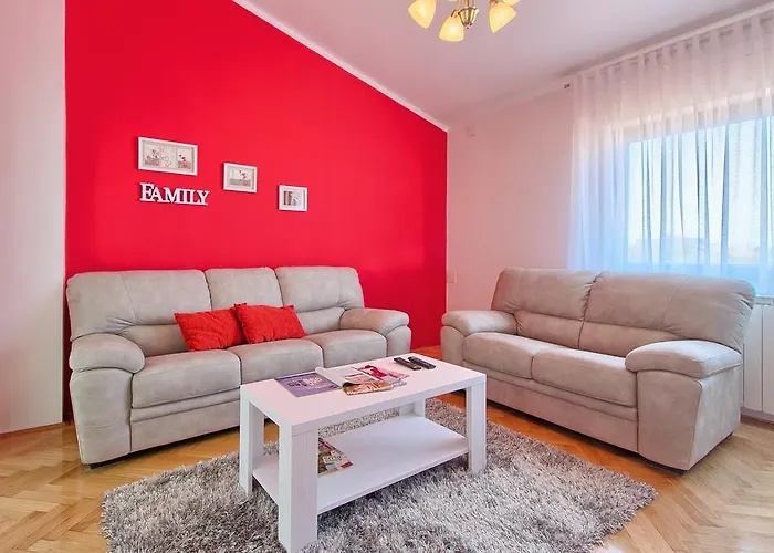 App 5 Min Arena Amphitheater Πούλα