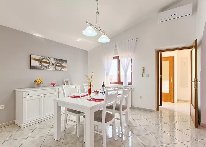 Top App 5 Min Arena Amphitheater *