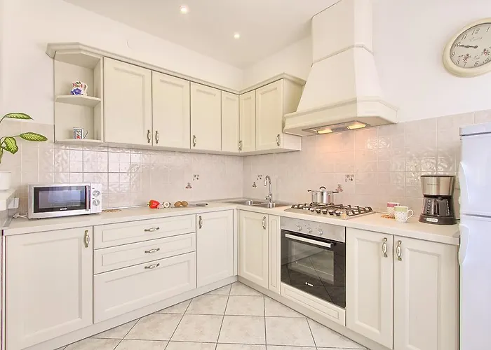 Top App 5 Min Arena Amphitheater