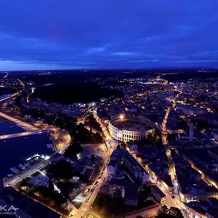 App 5 Min Arena Amphitheater * Пула