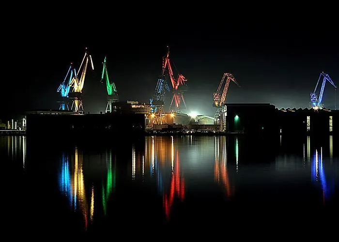 App 5 Min Arena Amphitheater Апартаменты Пула